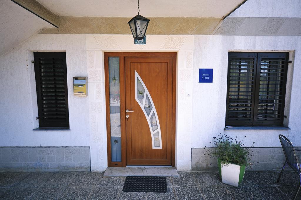 Guesthouse Rutar Rupa Ngoại thất bức ảnh